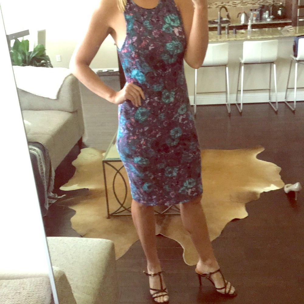 Sexy bodycon floral tank dress!